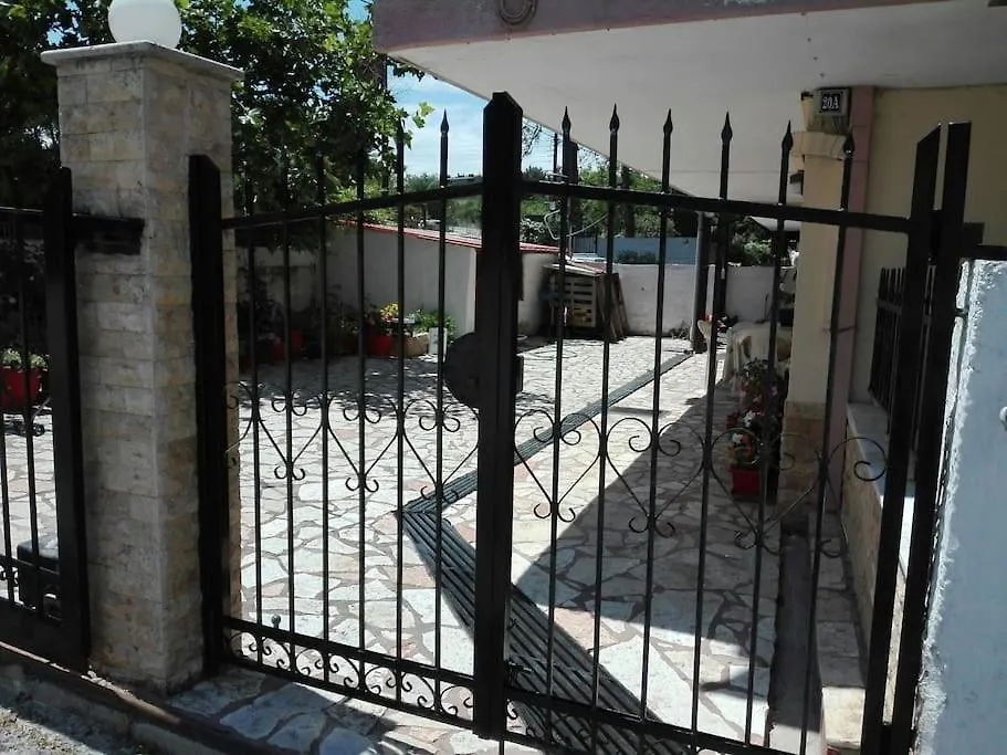 Happy Home Agia Triada